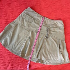 Athleta Khaki Skort Skirt - Size Small